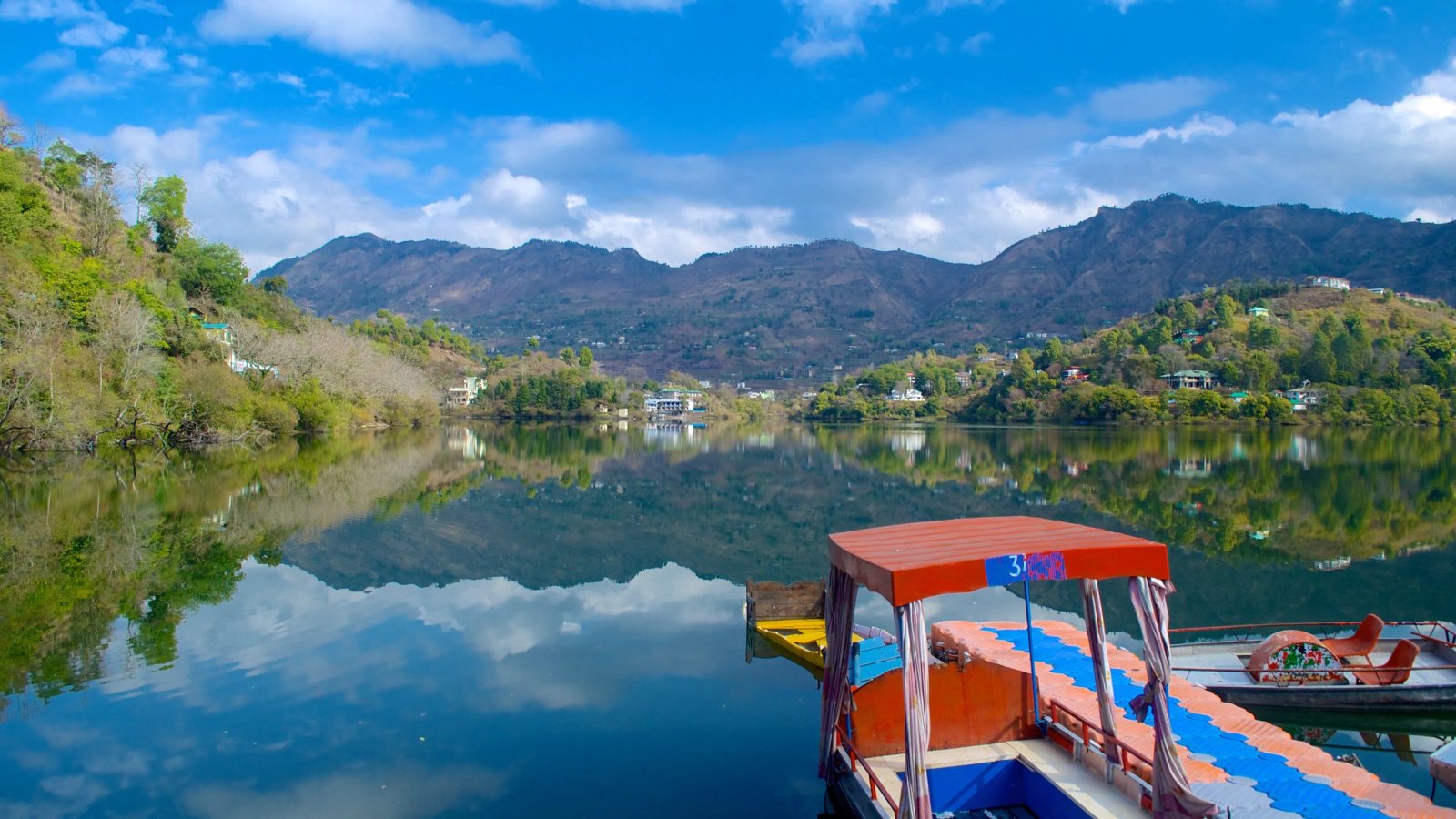 Noida to Haldwani Taxi Service